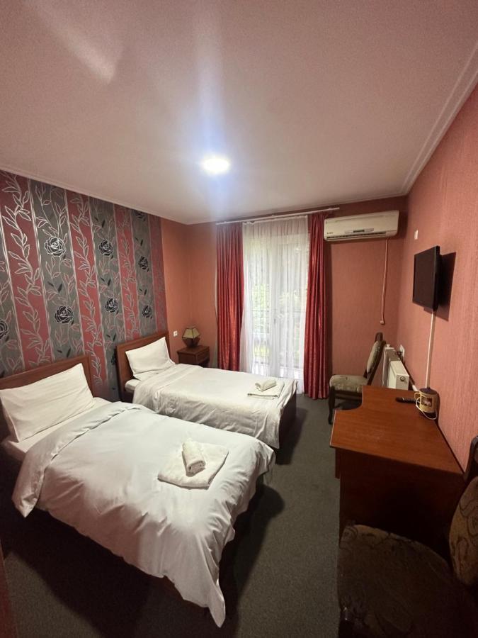 Imeri Park Hotel Kutaisi Exterior photo